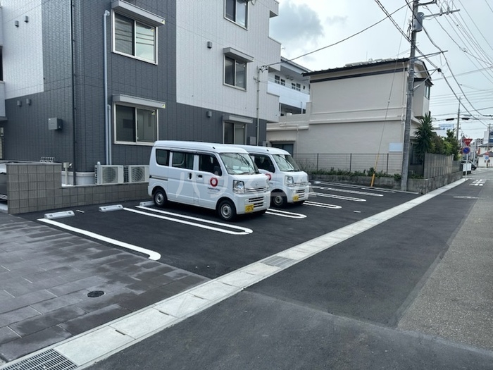 18/20 駐車場