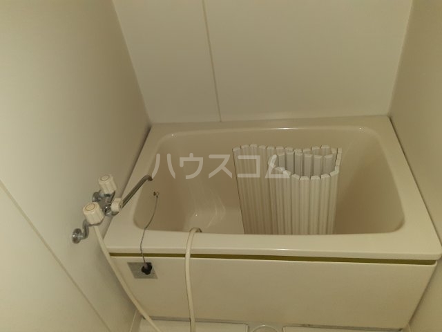 14/27 浴室