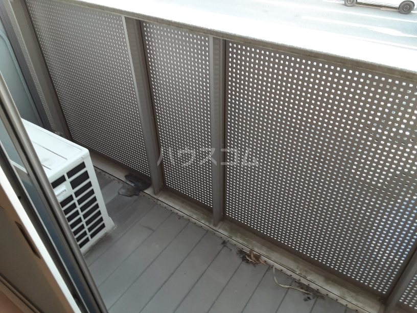 17/27 バルコニー