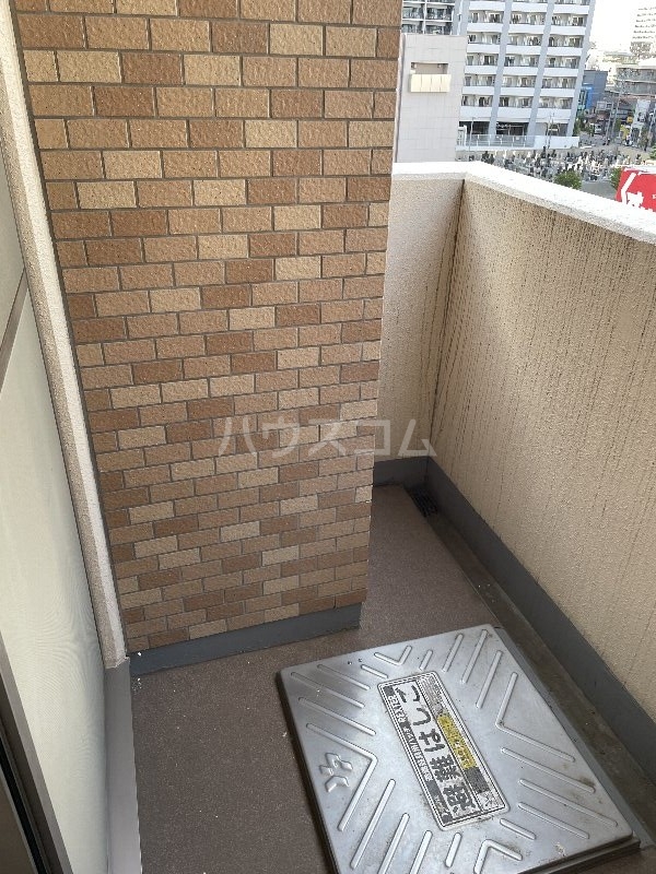 15/28 バルコニー