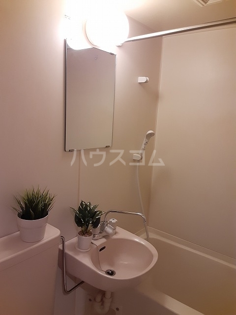 18/30 洗面