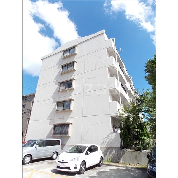 14/21 エントランス