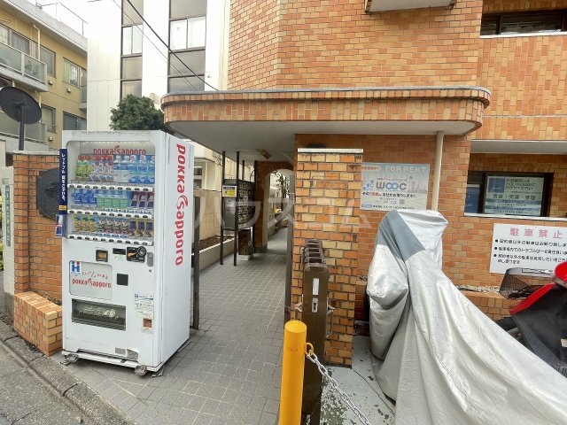 21/24 エントランス