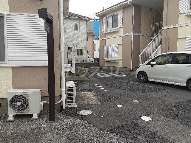 20/29 駐車場