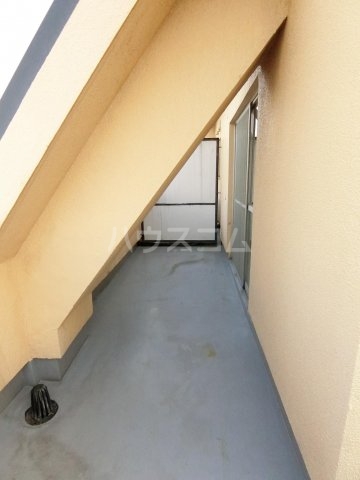 17/28 バルコニー