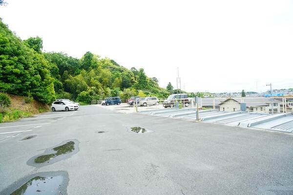 3/5 駐車場