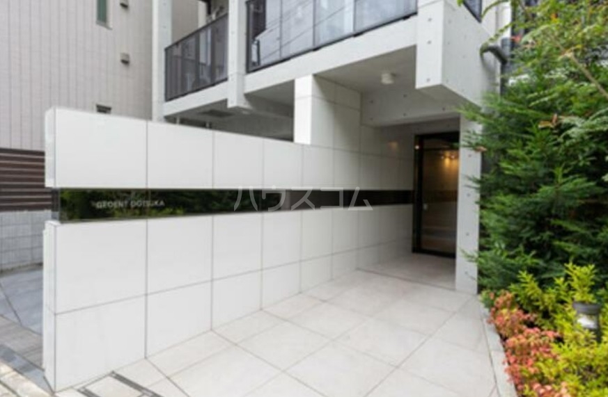 13/23 エントランス