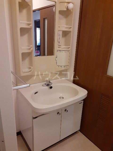 16/30 洗面