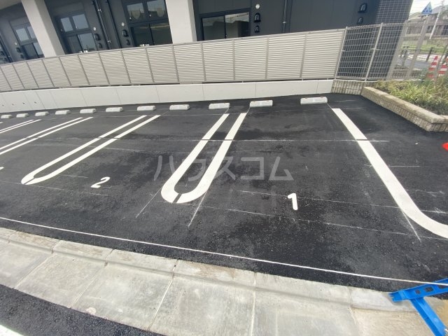 2/8 駐車場