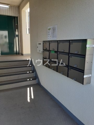 20/28 エントランス