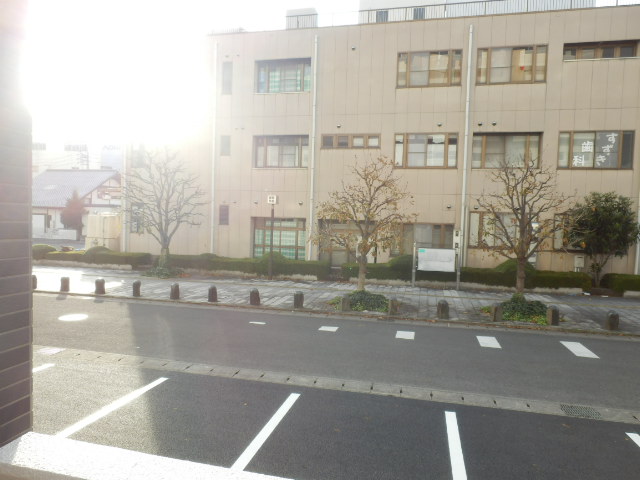 23/30 駐車場