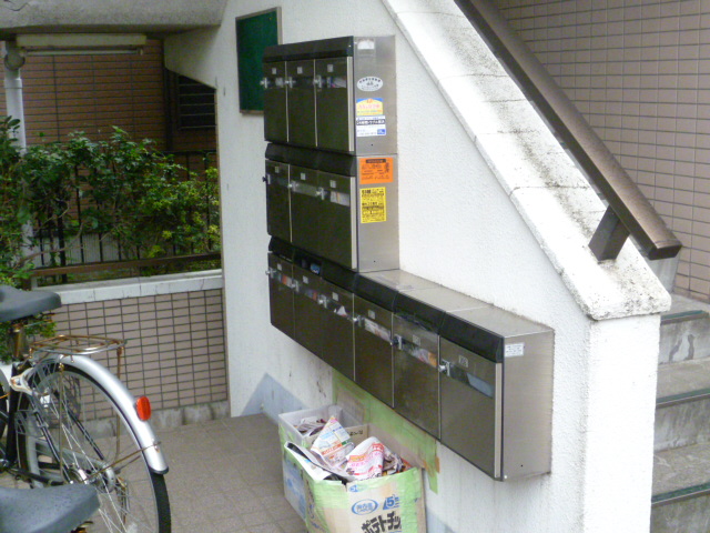 22/30 エントランス