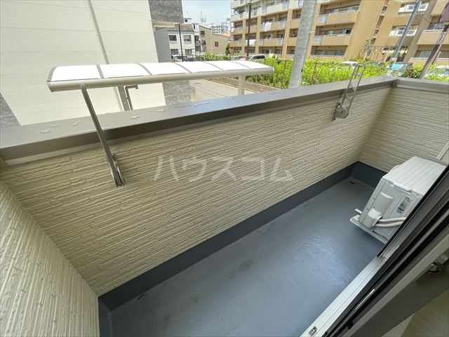 21/30 バルコニー