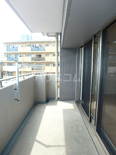 17/30 バルコニー