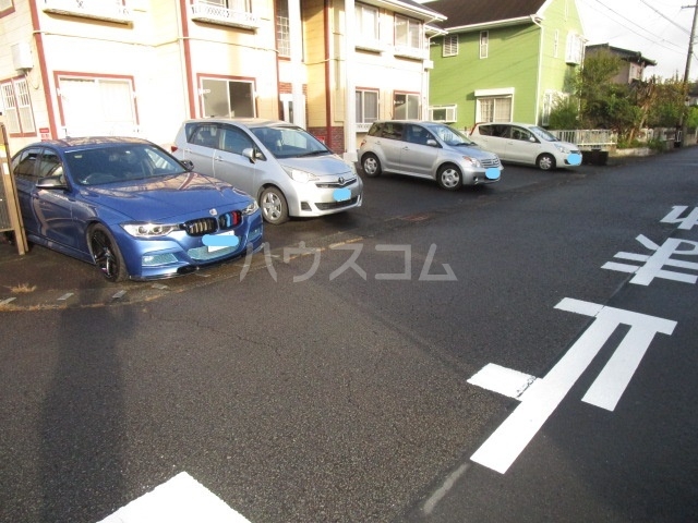 18/19 駐車場