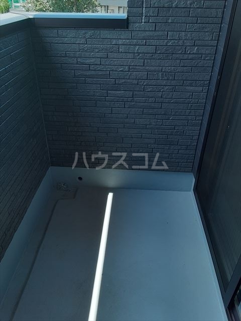 17/28 バルコニー