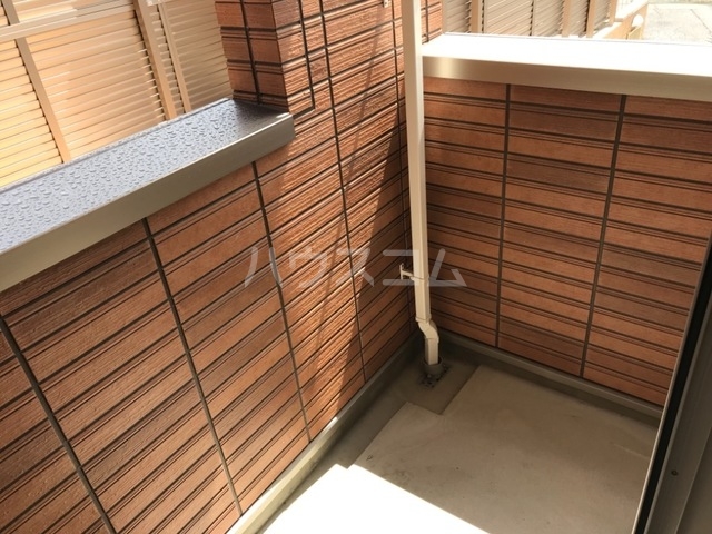 16/25 バルコニー