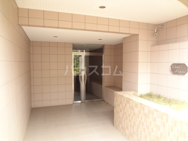 13/24 エントランス