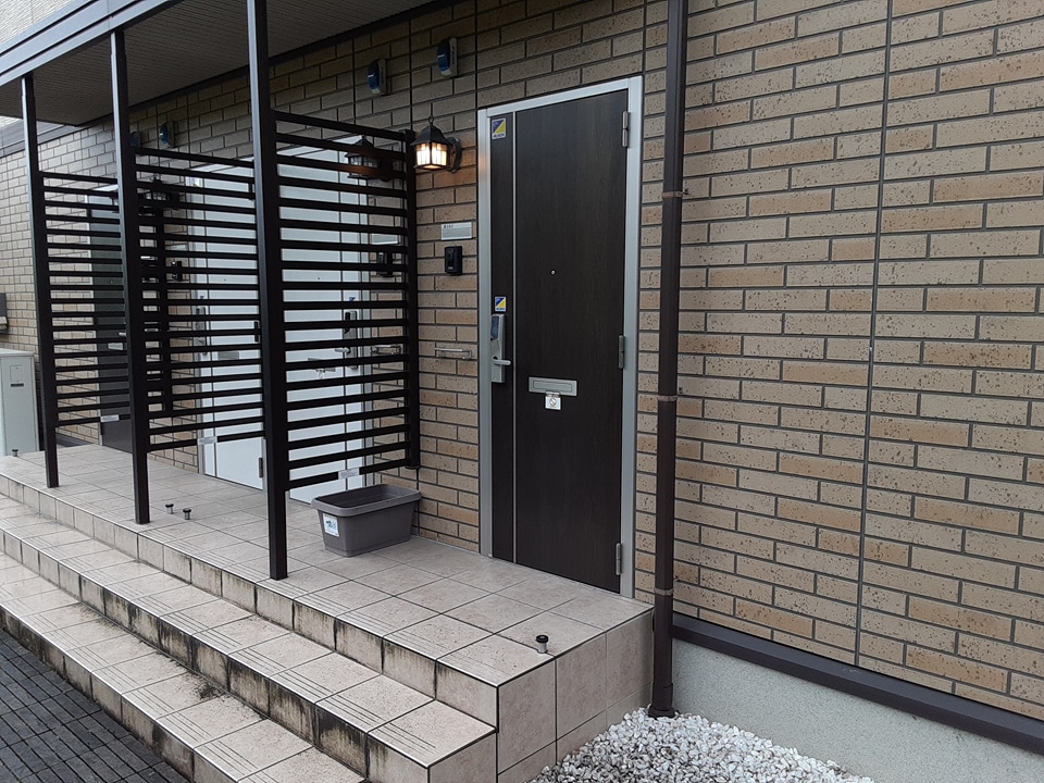 2/4 エントランス