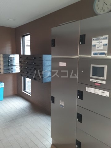 20/30 エントランス