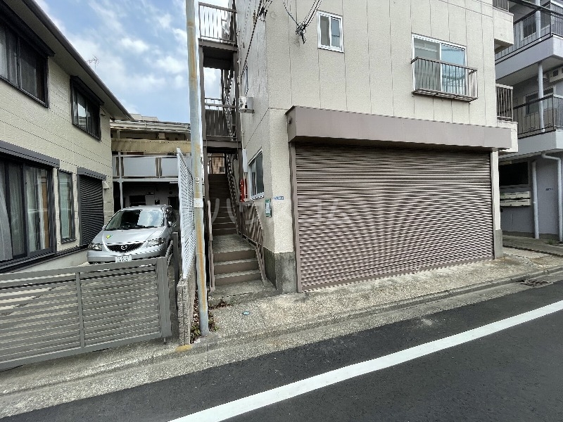 3/6 エントランス