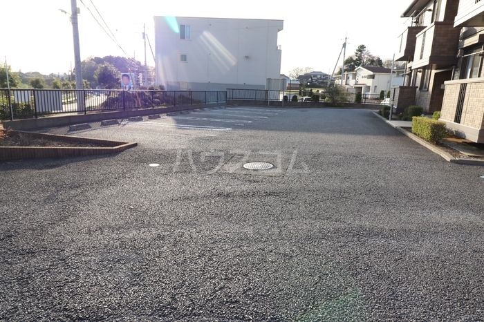 19/20 駐車場