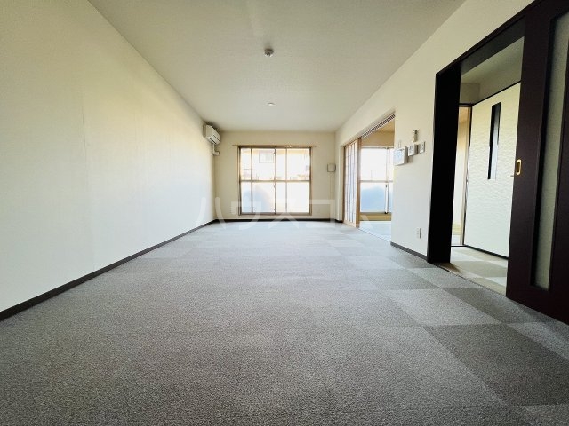 4/23 リビング/ダイニング