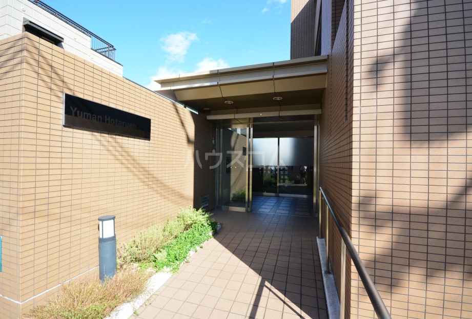 25/30 エントランス