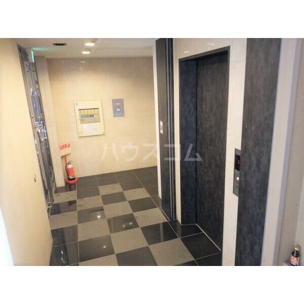 20/24 エントランス