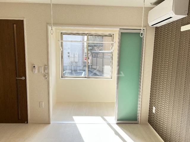 17/27 バルコニー