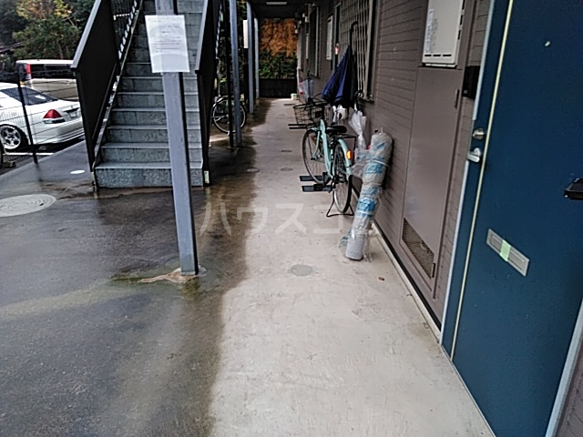 2/3 エントランス