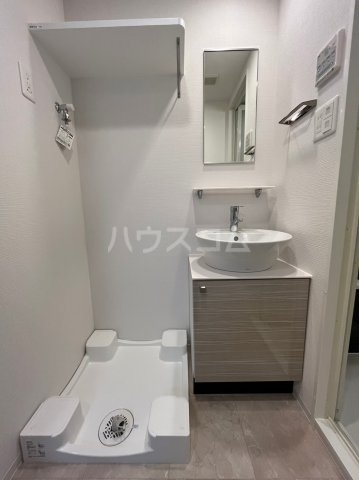 13/28 洗面