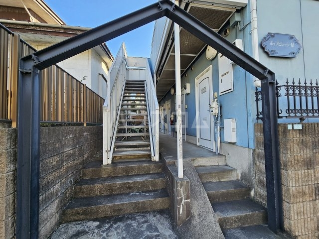 21/24 エントランス