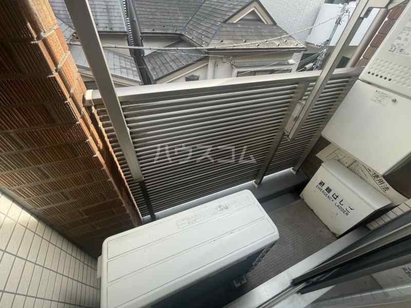 15/23 バルコニー