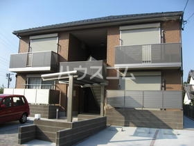 22/28 駐車場