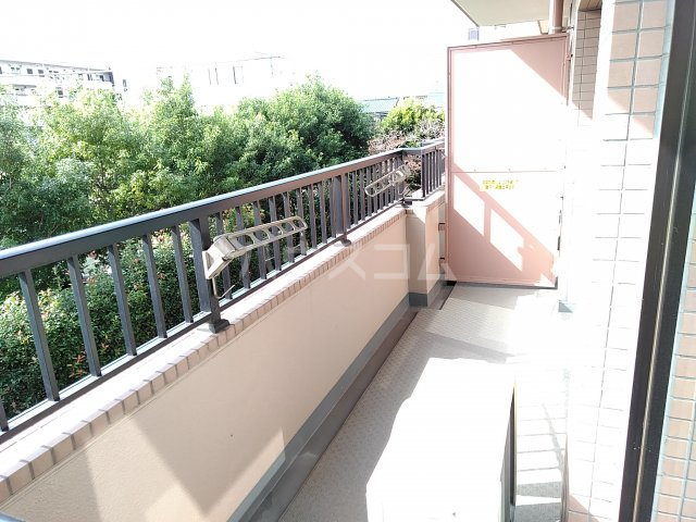 19/30 バルコニー