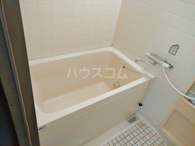 15/30 浴室