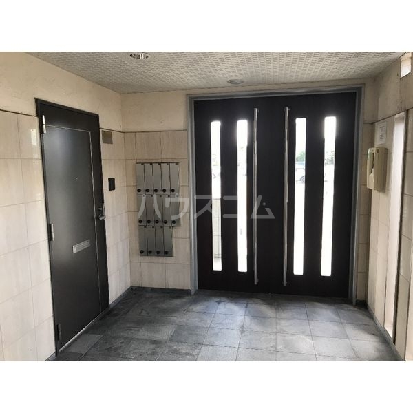 15/24 エントランス