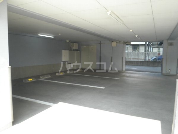 3/10 駐車場