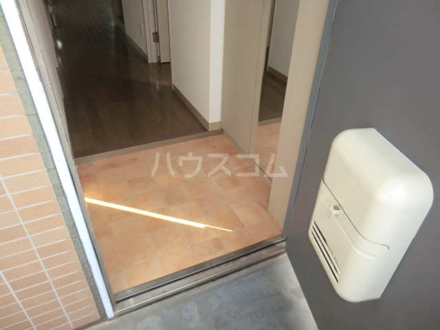 13/30 玄関