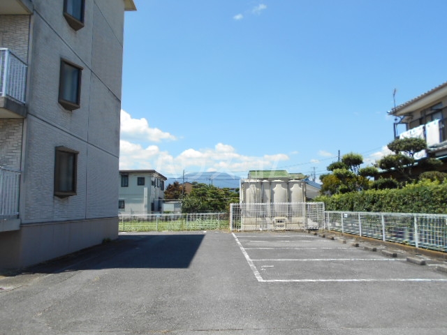 3/10 駐車場