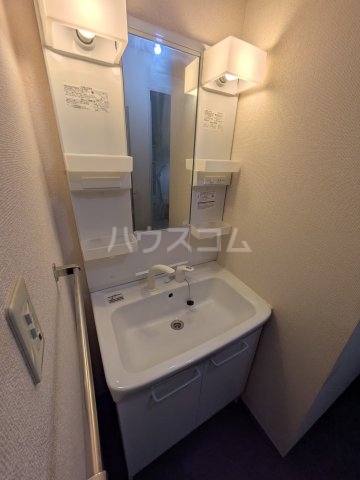 13/30 洗面