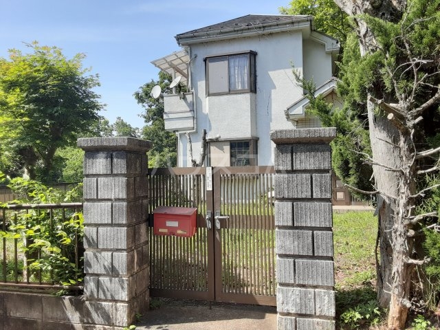 22/24 エントランス