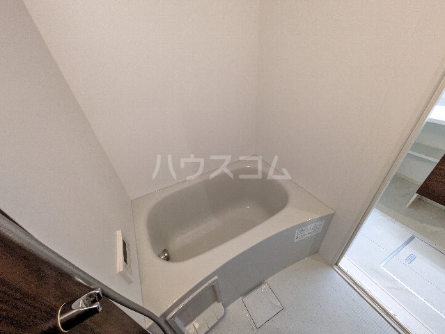 16/30 浴室