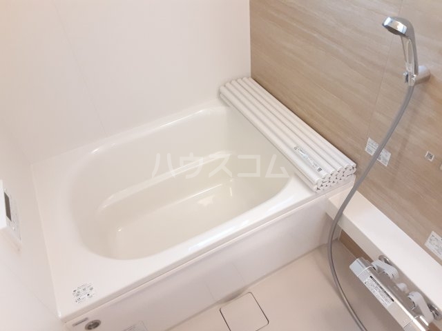 16/30 浴室