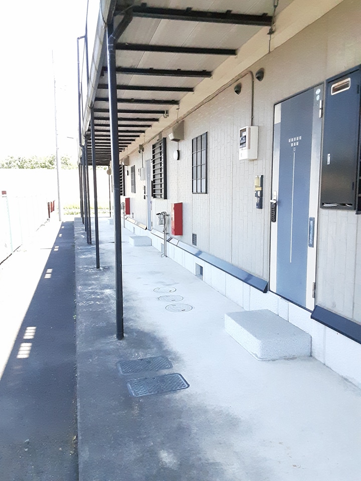 22/30 エントランス