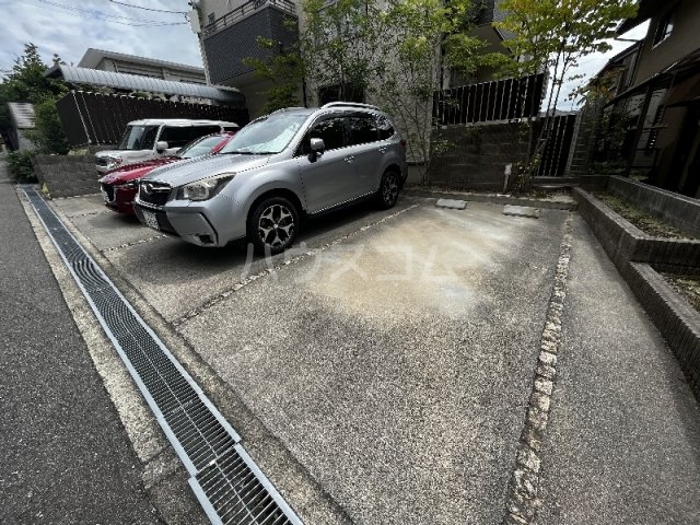 29/30 駐車場
