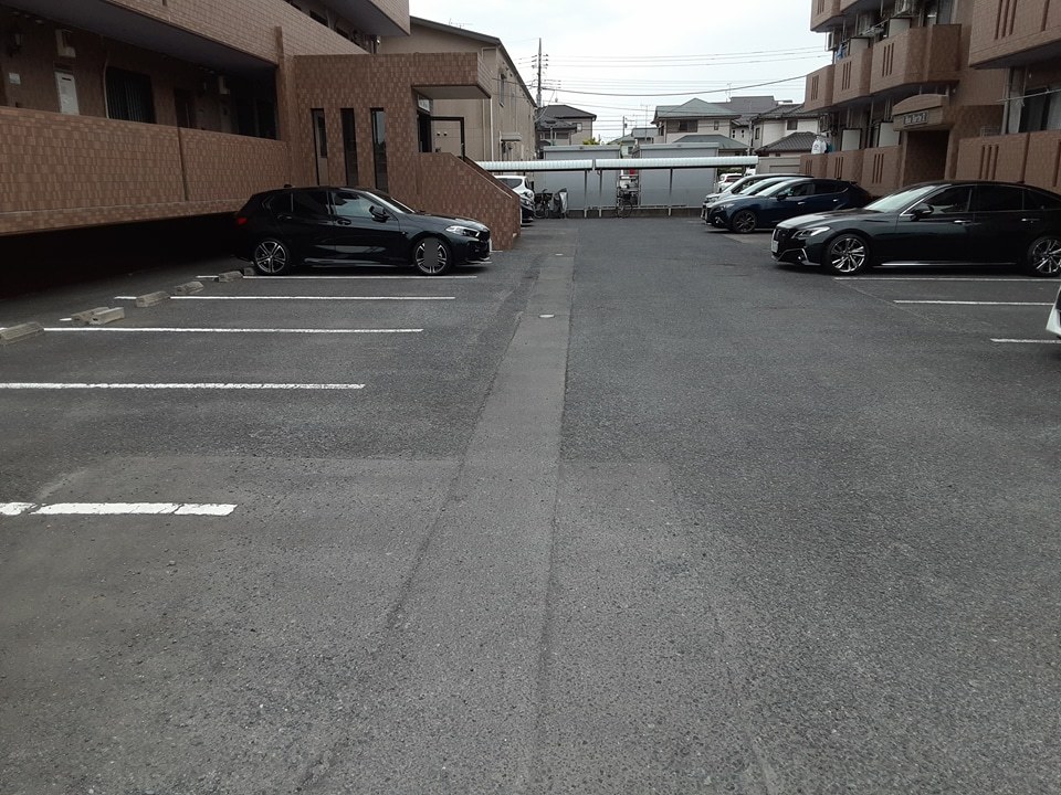 19/20 駐車場