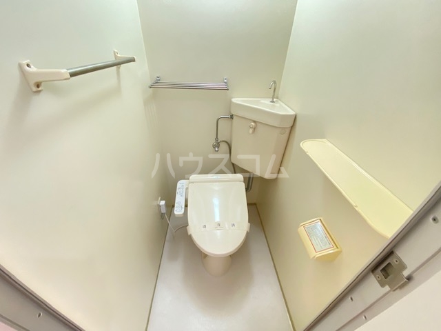 13/30 トイレ