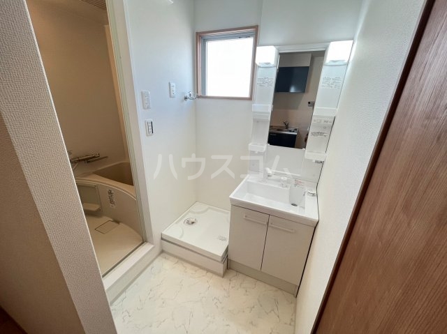 13/27 洗面
